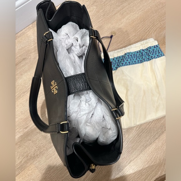 Tory Burch Ivy Side Zip Black Pebbled Leather Shoulder Tote Bag - Picture 10 of 13